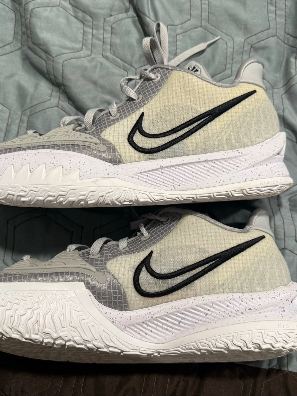 Nike Kyrie 4 Low Wolf Grey TB Promo Mens Size 15 DM5041-002